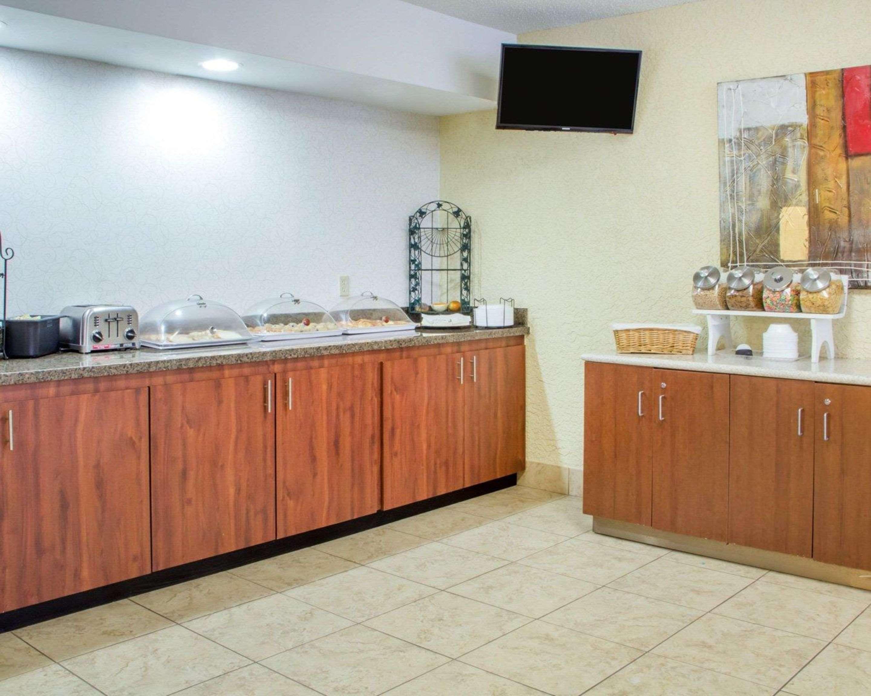 Econo Lodge Broken Arrow-Tulsa Zewnętrze zdjęcie