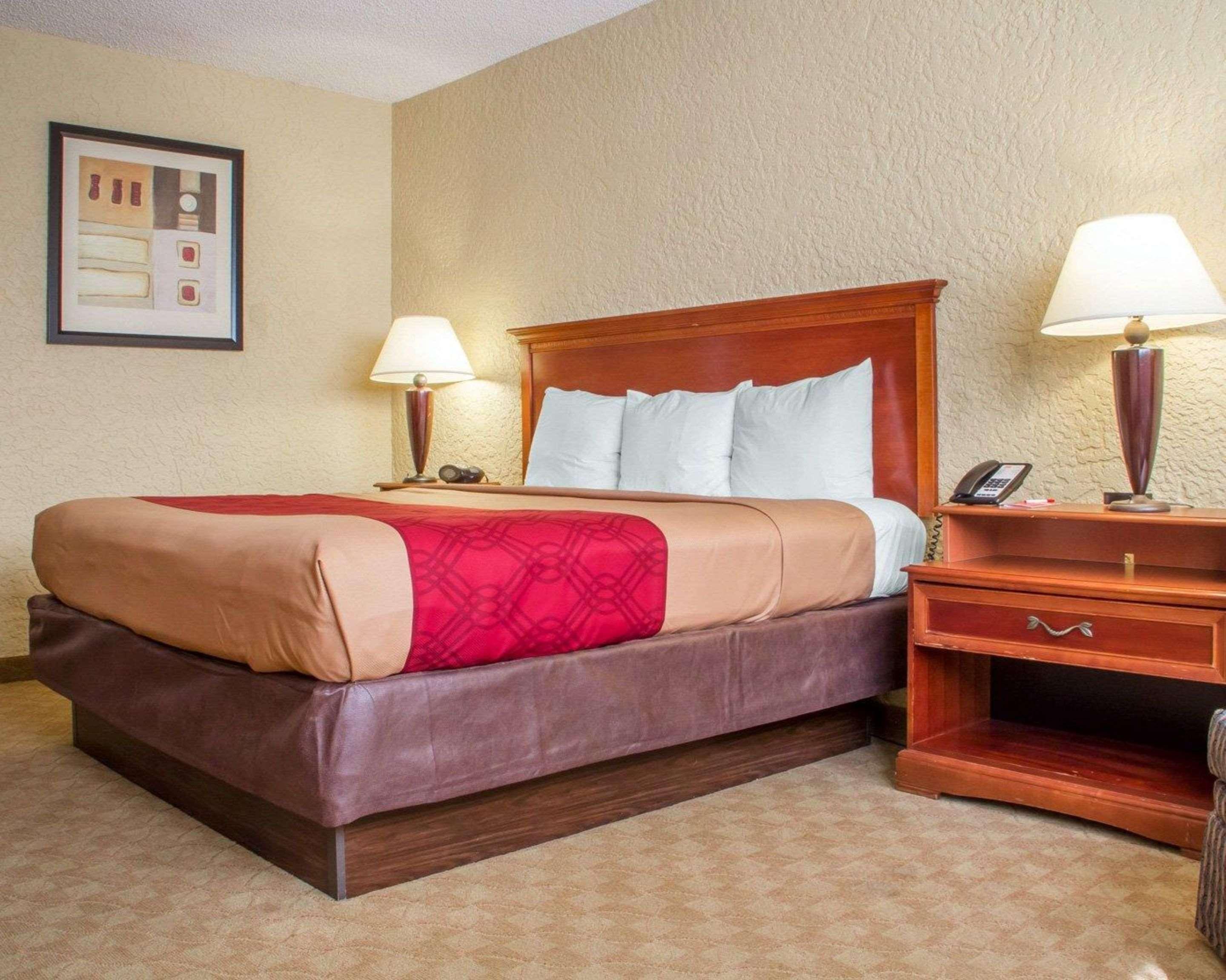 Econo Lodge Broken Arrow-Tulsa Zewnętrze zdjęcie